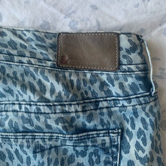H&M &SQIN Blue Jeans with Leopard Cheetah Print Denim - Size Medium - Picture 4 of 5